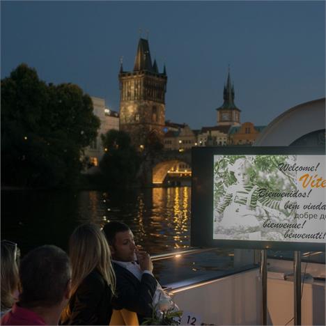 Promítací technika